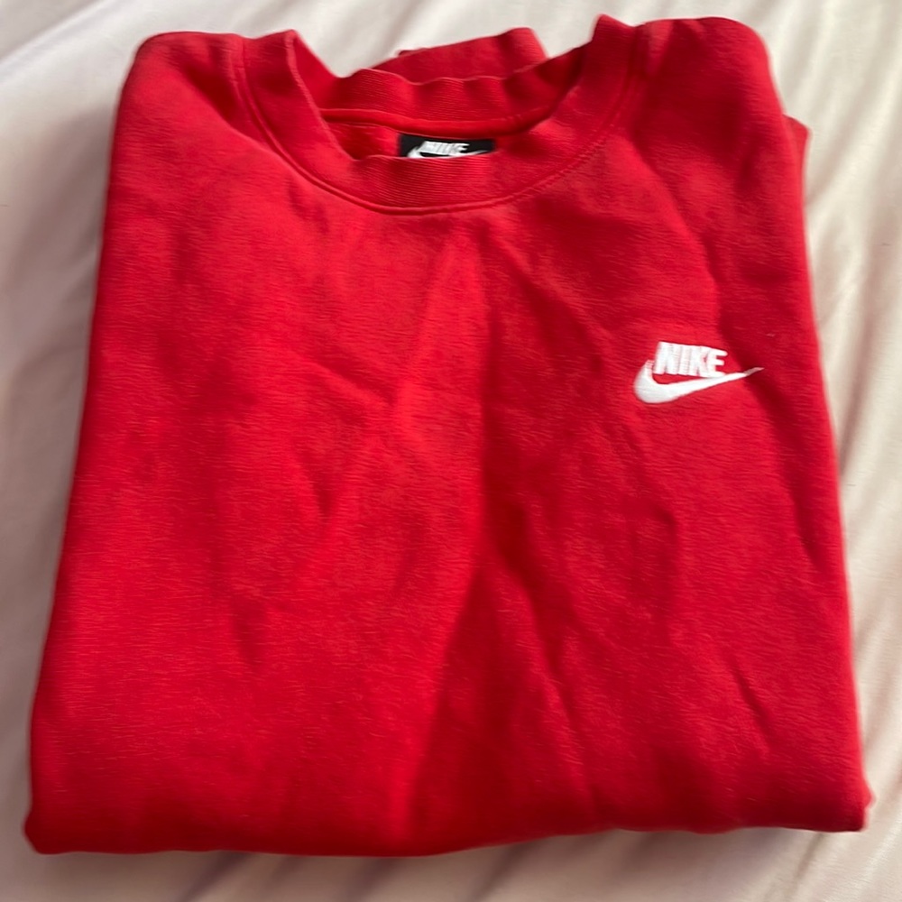 nike red crewneck